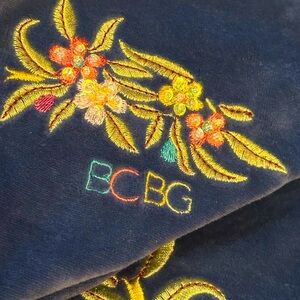 WOW POSHMARK - Authentic BCBG Maxazria Velour Embroidered Jacket